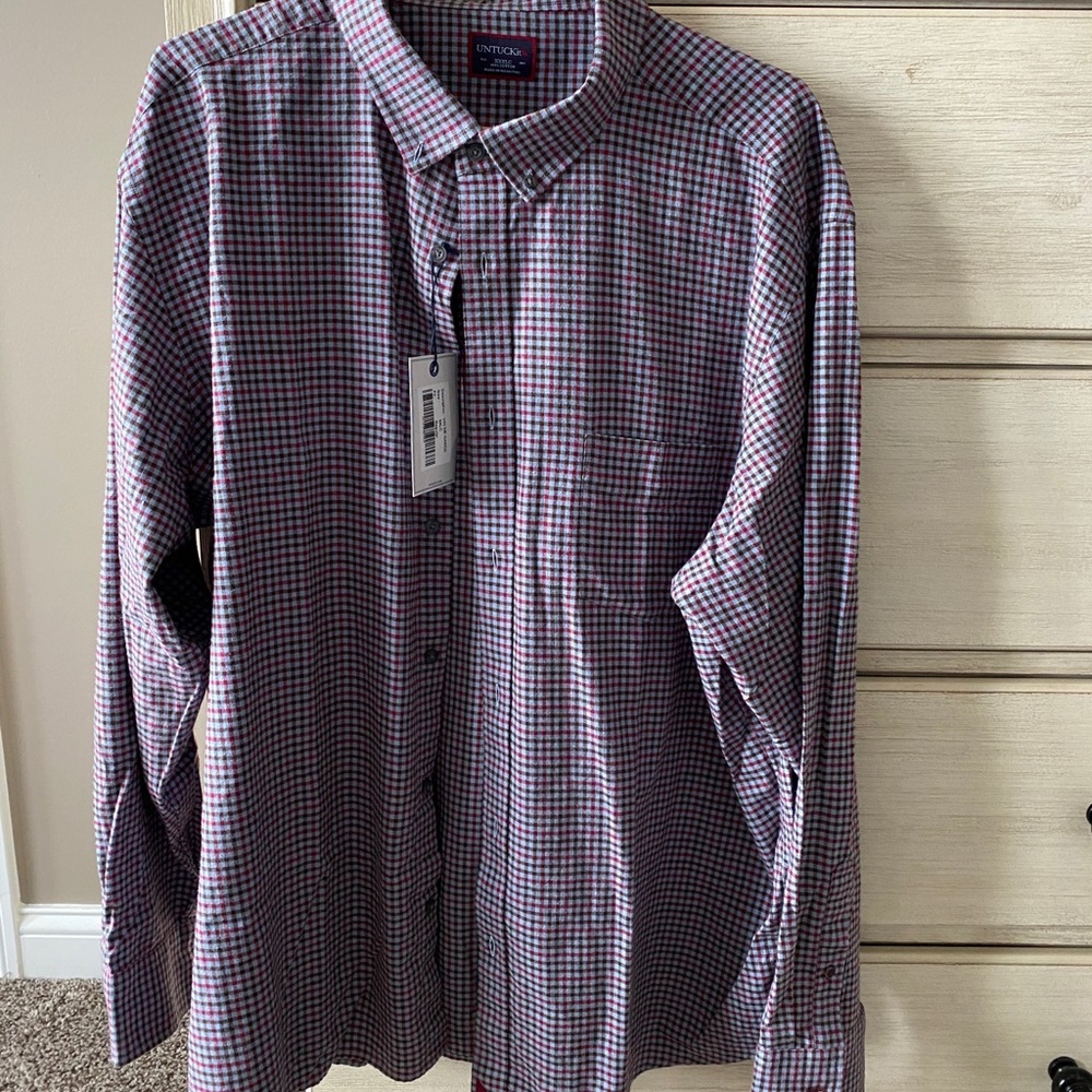 UNTUCKit Men’s Button Down